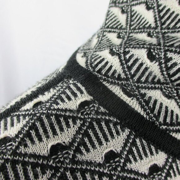 Karen Millen Mock Neck Turtleneck Black White 100% Wool Pullover Geo Print Sz S - Picture 4 of 7